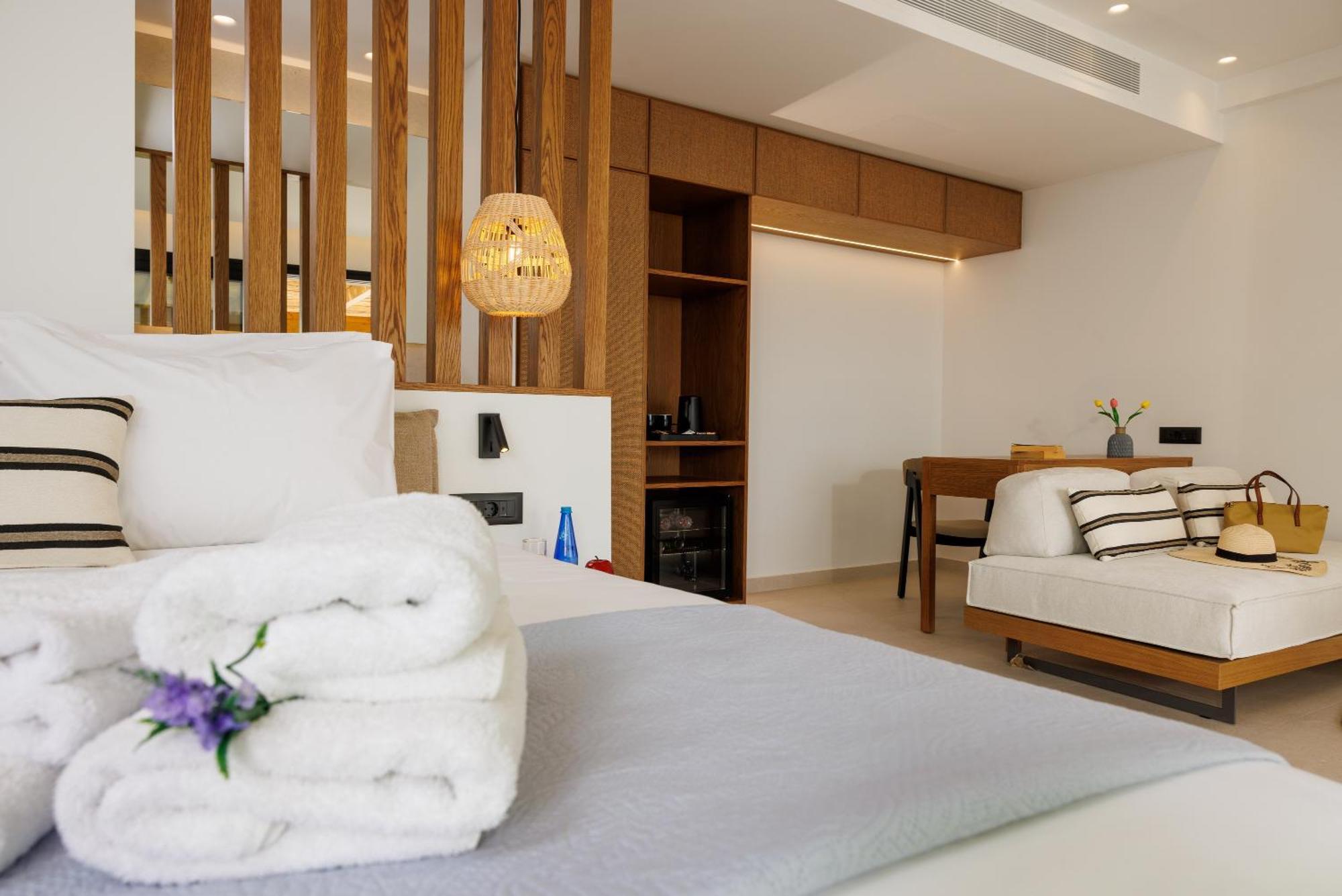Deos Luxury Suites - Adults Only Hersonissos  Eksteriør billede